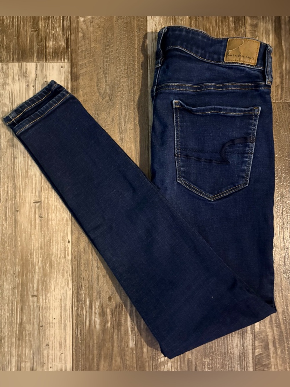 American Eagle Super Stretch Dark Blue Skinny Jeans